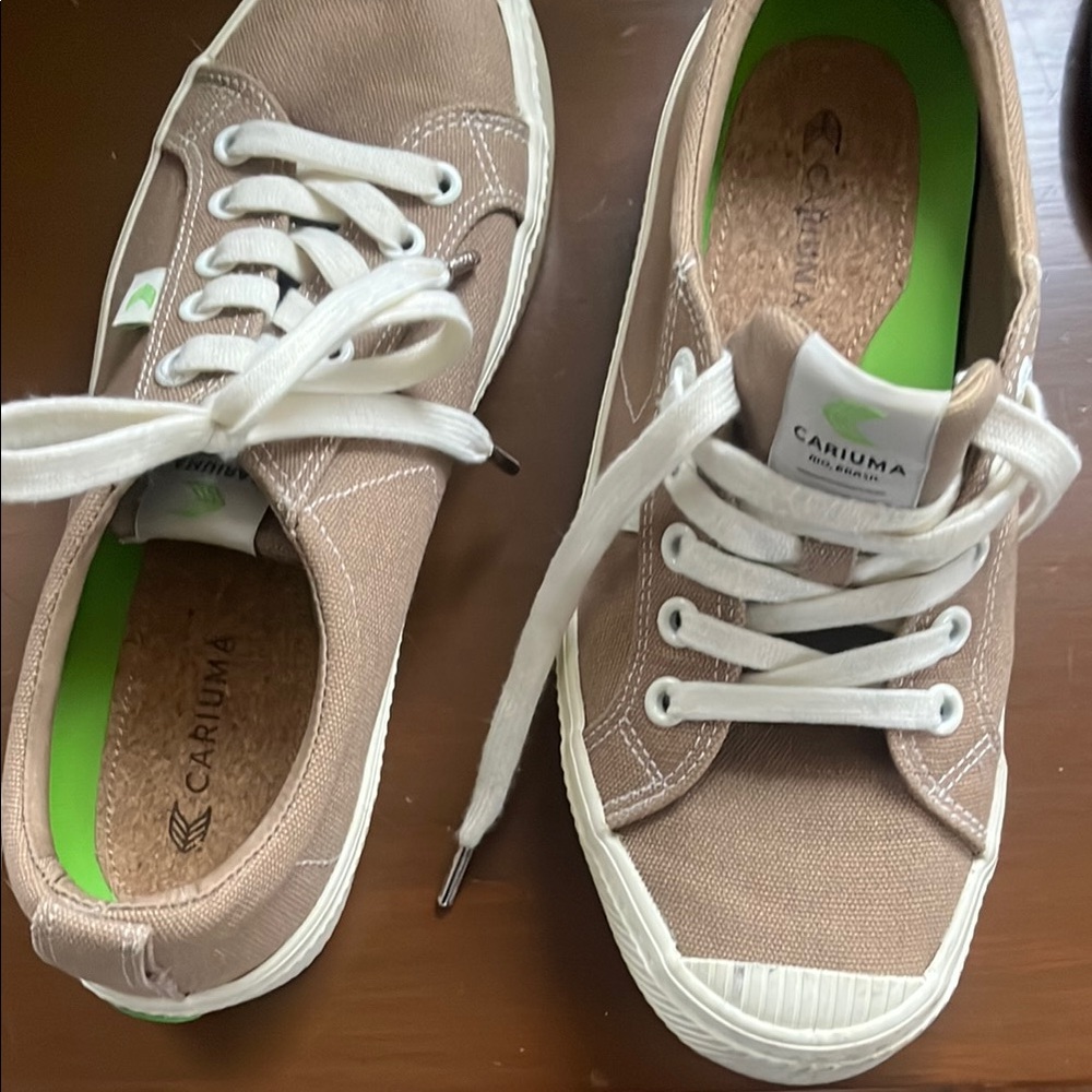 Cariuma Brown Canvas Sneakers
